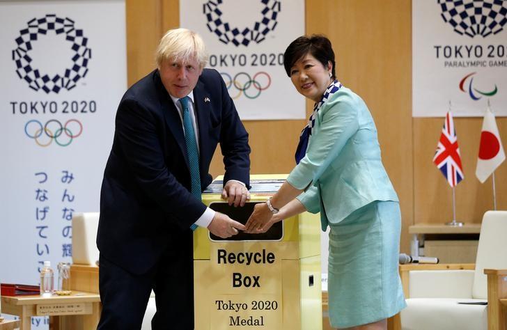 Ex-London mayor Johnson gives Japan Olympics advice