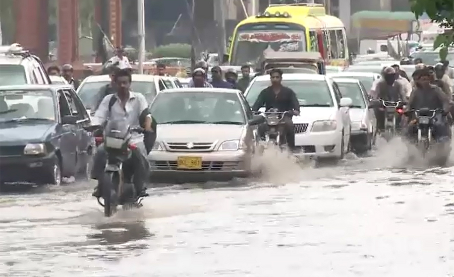 Over 100 feeders trip during heavy rain in Karachi