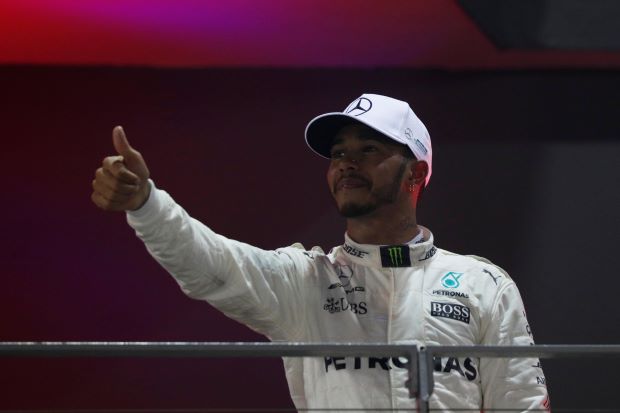 Hamilton takes big step towards fourth title