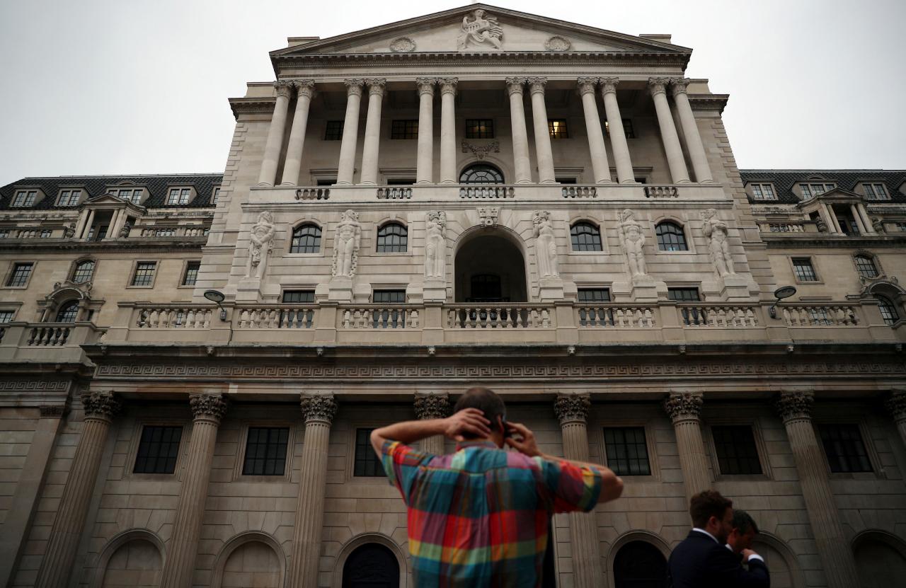 Bank of England set to raise rates for first time since 2007