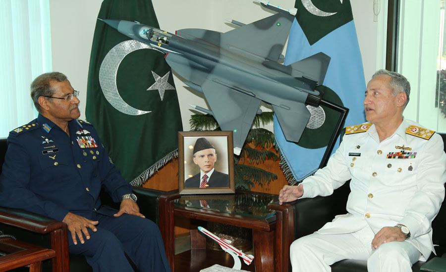 Chief of Naval Staff Admiral Zafar Abbasi visits Air Headquarters