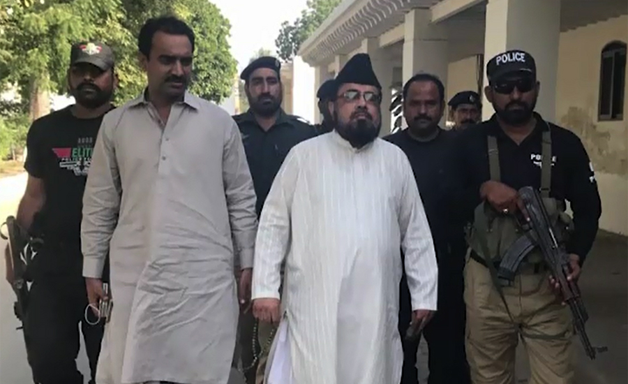 Qandeel murder case: Mufti Abdul Qavi remanded in police custody