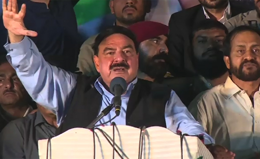 Everyone in power looted Pakistan, says Sheikh Rashid