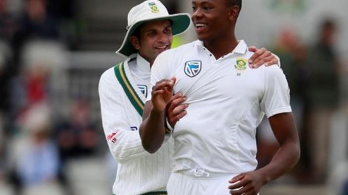 South Africa race to big win after Bangladesh collapse