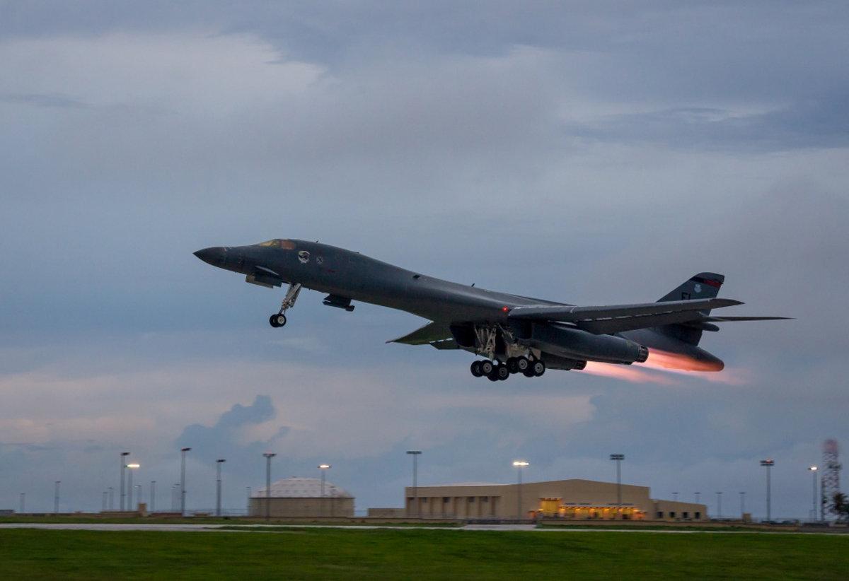 US flies bombers over Korea as Trump discusses options
