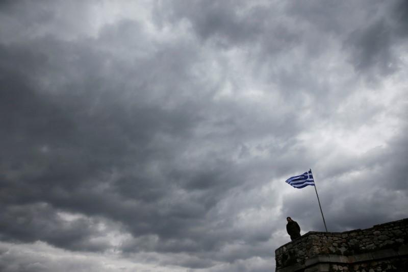 Greece, lenders to start talks again, as countdown starts