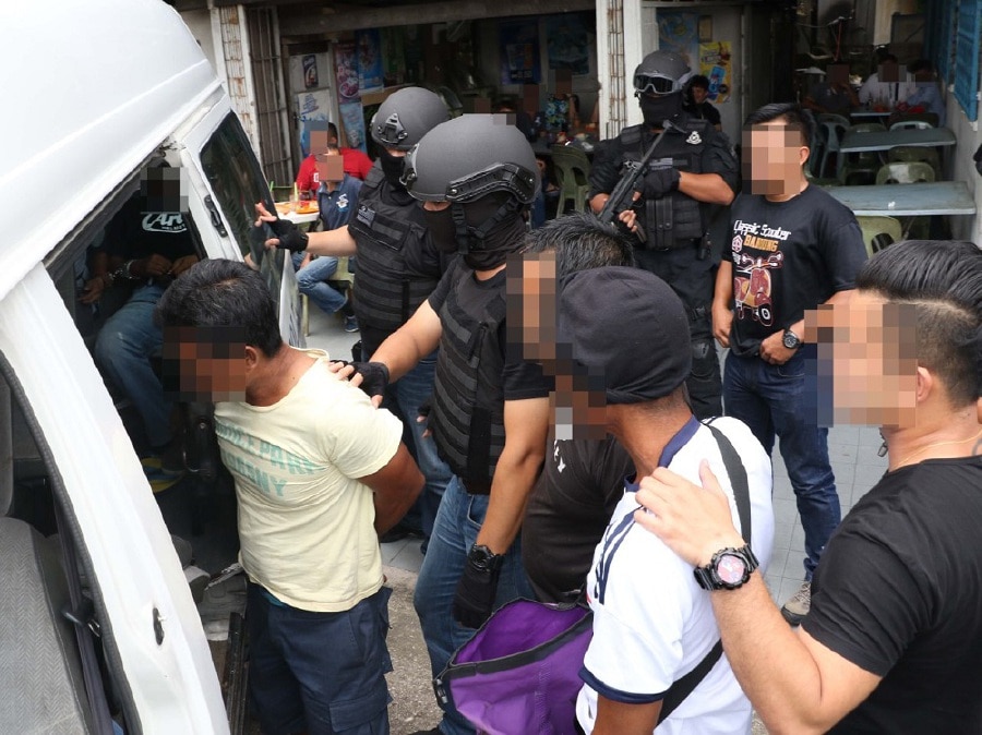 Malaysia arrests eight over suspected terror links