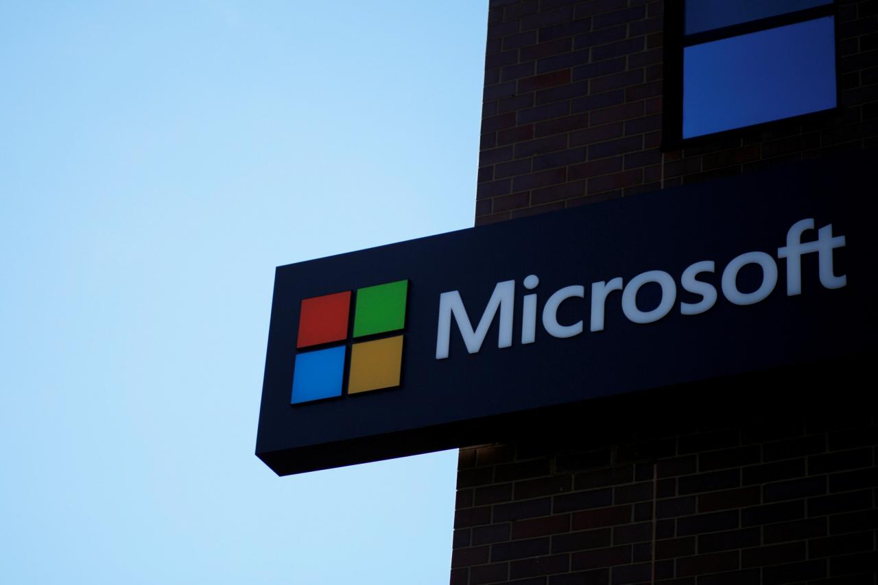 Microsoft to drop lawsuit after US government revises data request rules