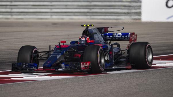 Motor racing: Toro Rosso drop Kvyat and give Hartley another go