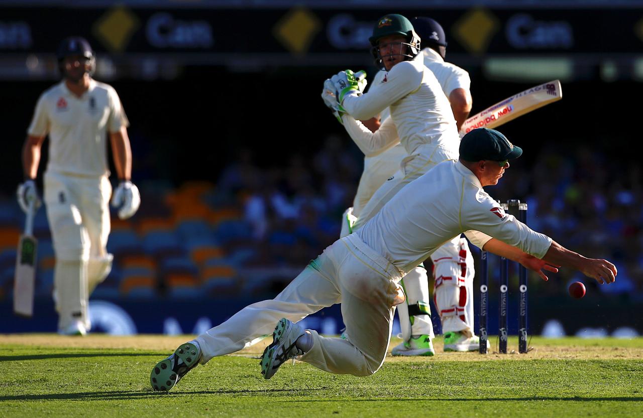 Australia rally to restrict England in Ashes opener