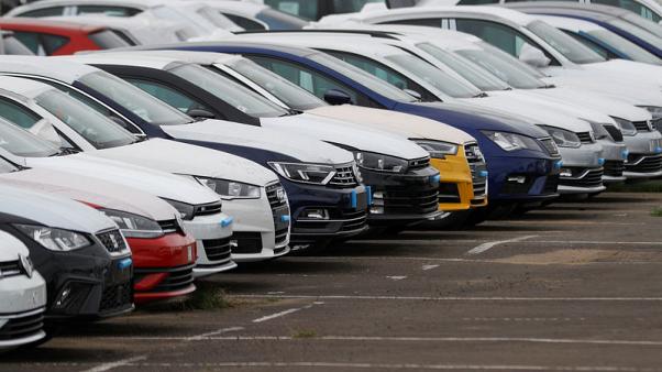 Exports drive UK car output higher in October