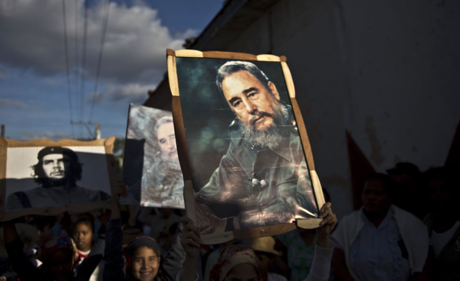 Cuba honors Fidel on anniversary, eyes post-Castro era