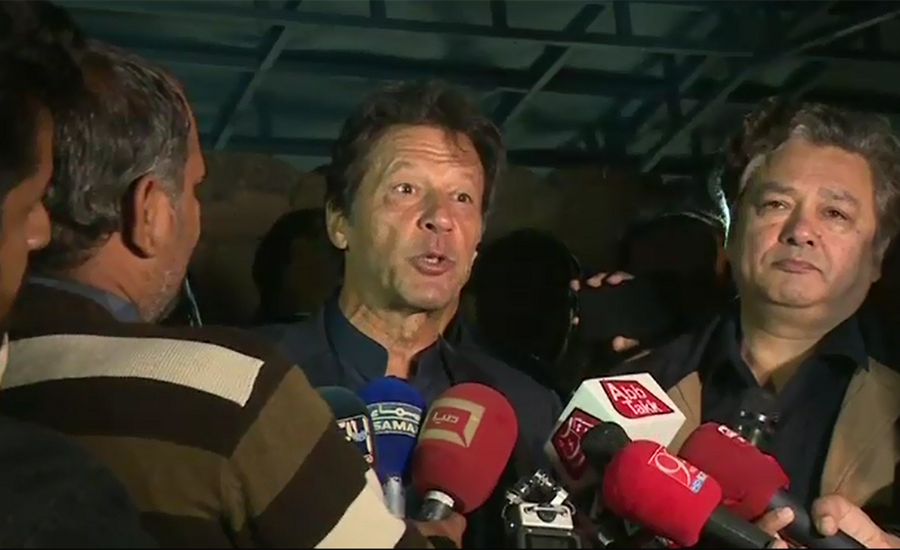 Majority of people in PML-N are not with Nawaz, says Imran Khan