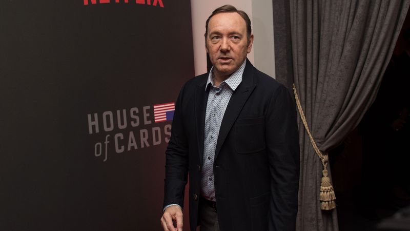 Netflix suspends 'House of Cards' production after Spacey allegation