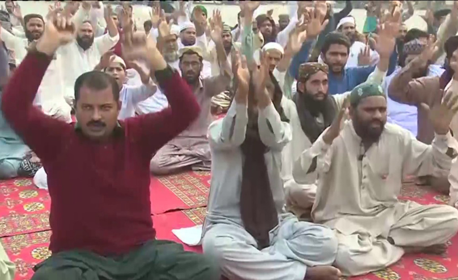 Tehreek Labaik Jalai group sit-in continues on fifth day in Lahore