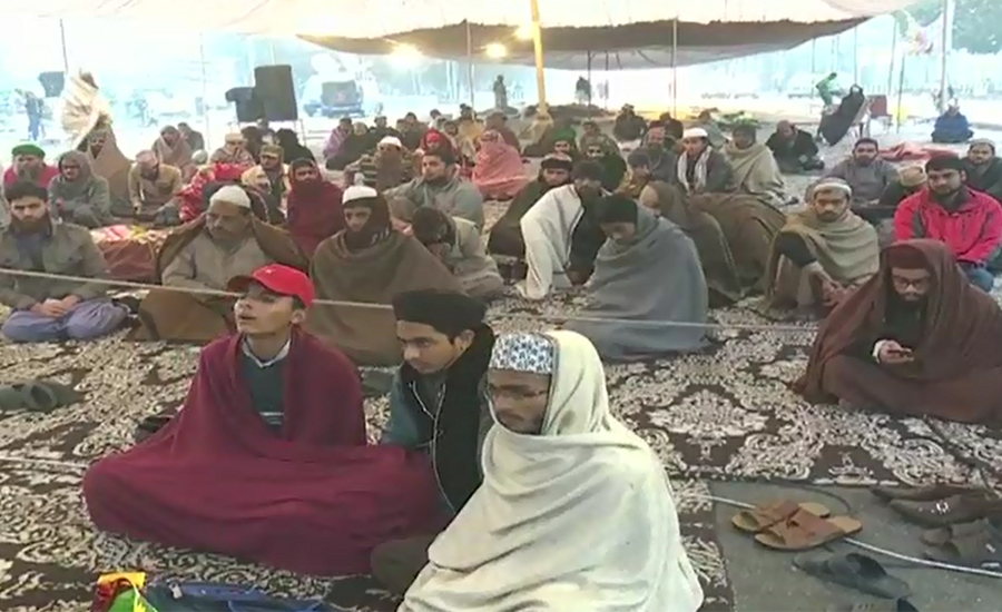 Tehreek Labaik Ya Rasool Allah (SAW) protest continues in Lahore