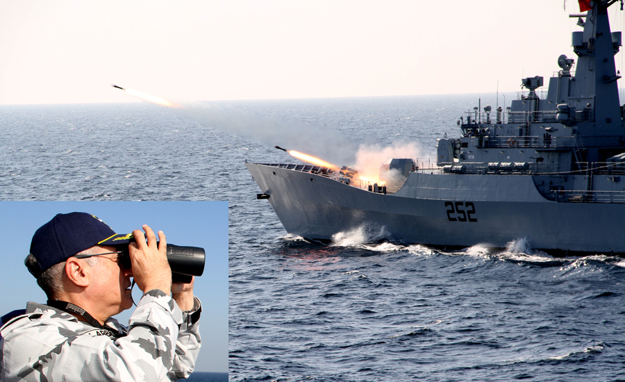 CNS Admiral Zafar Abbasi pays first visit to PN Fleet Units at sea