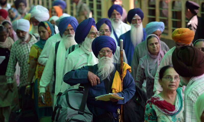 Guru Nanak’s birth celebrations: 3000 Sikh pilgrims arrive Lahore