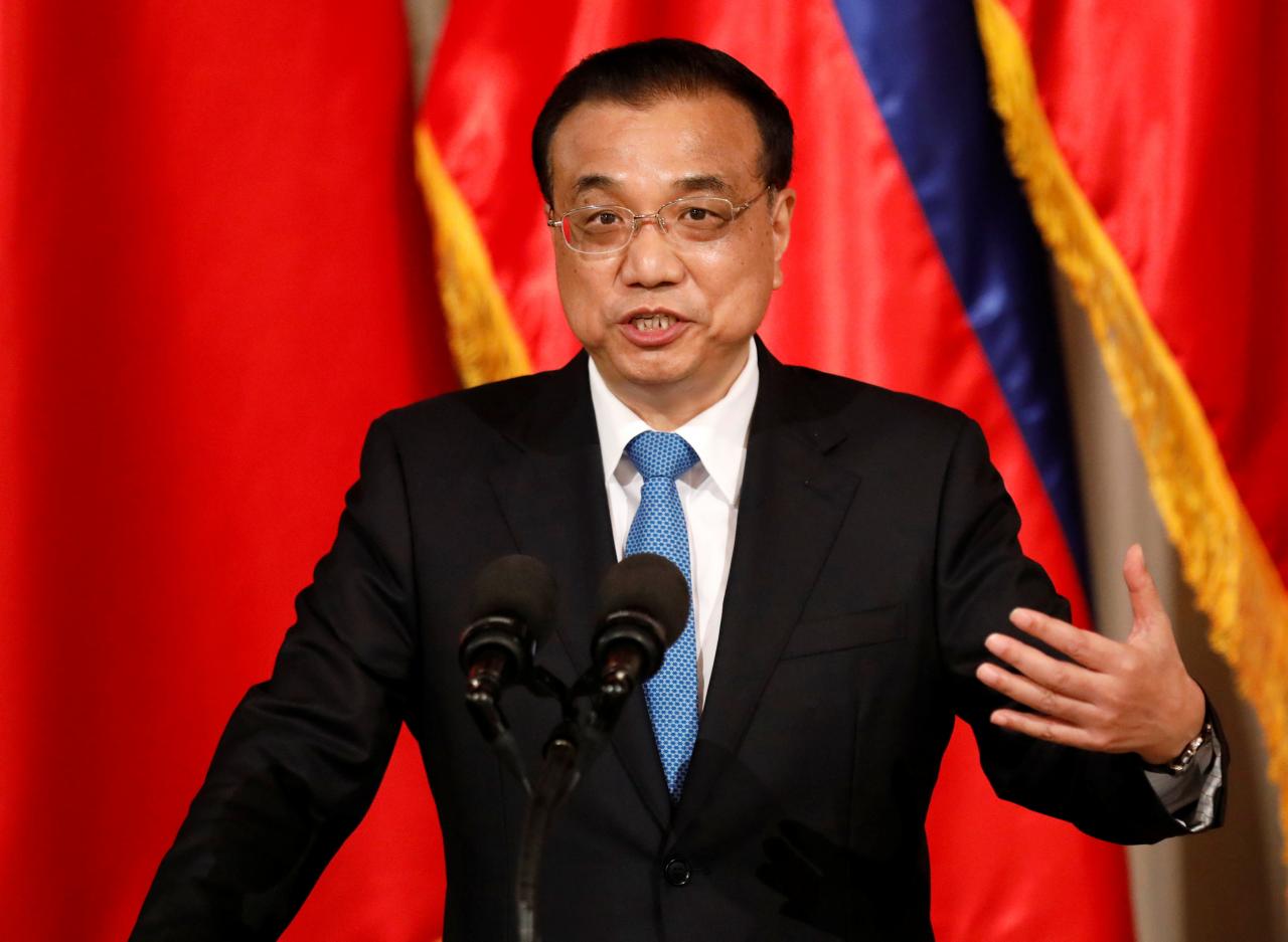 China, Philippines agree to avoid force in South China Sea dispute
