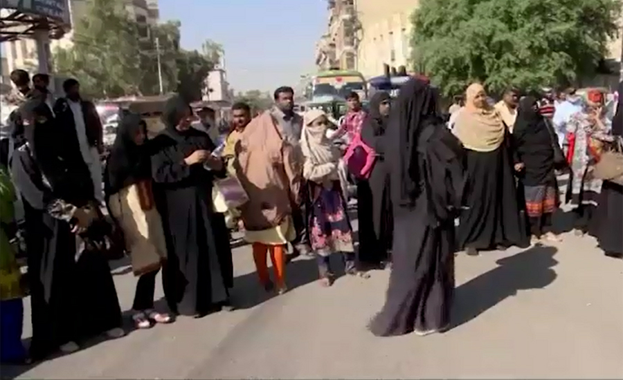 Unpaid lady health workers stage demo in Karachi