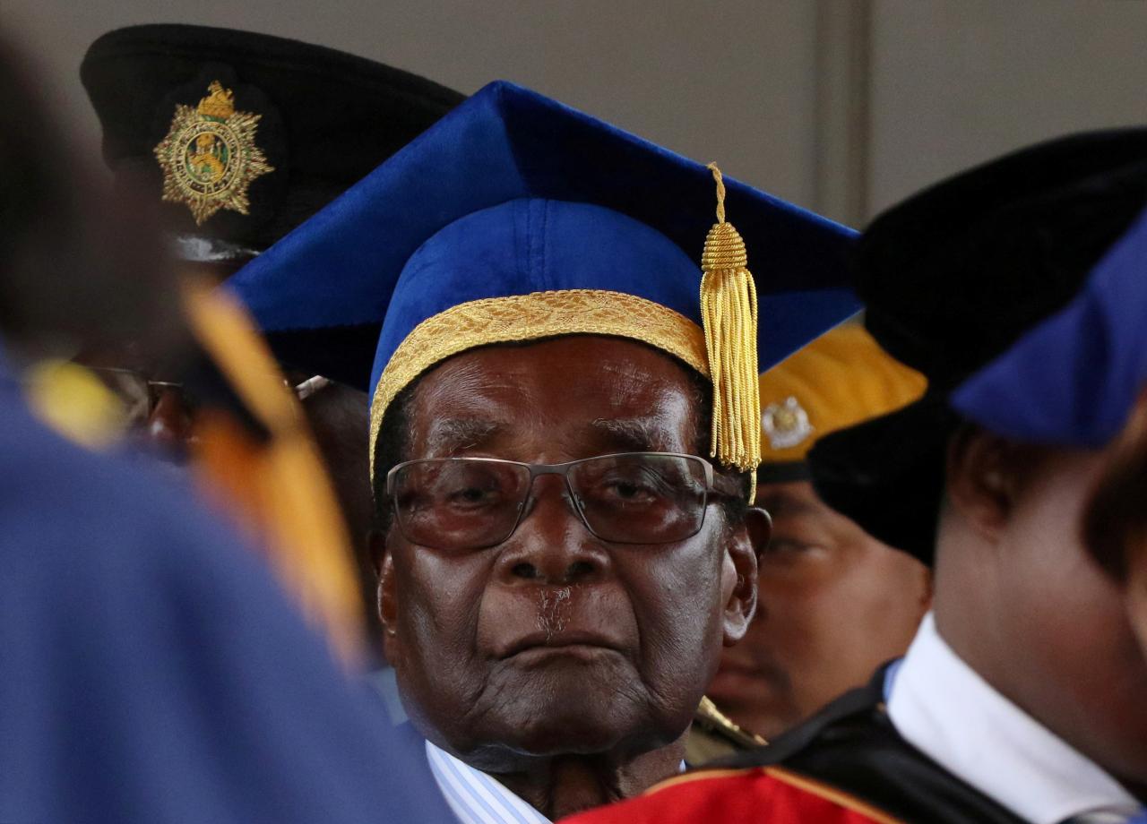 Zimbabwe's ruling party to hold rally as anti-Mugabe tide rises