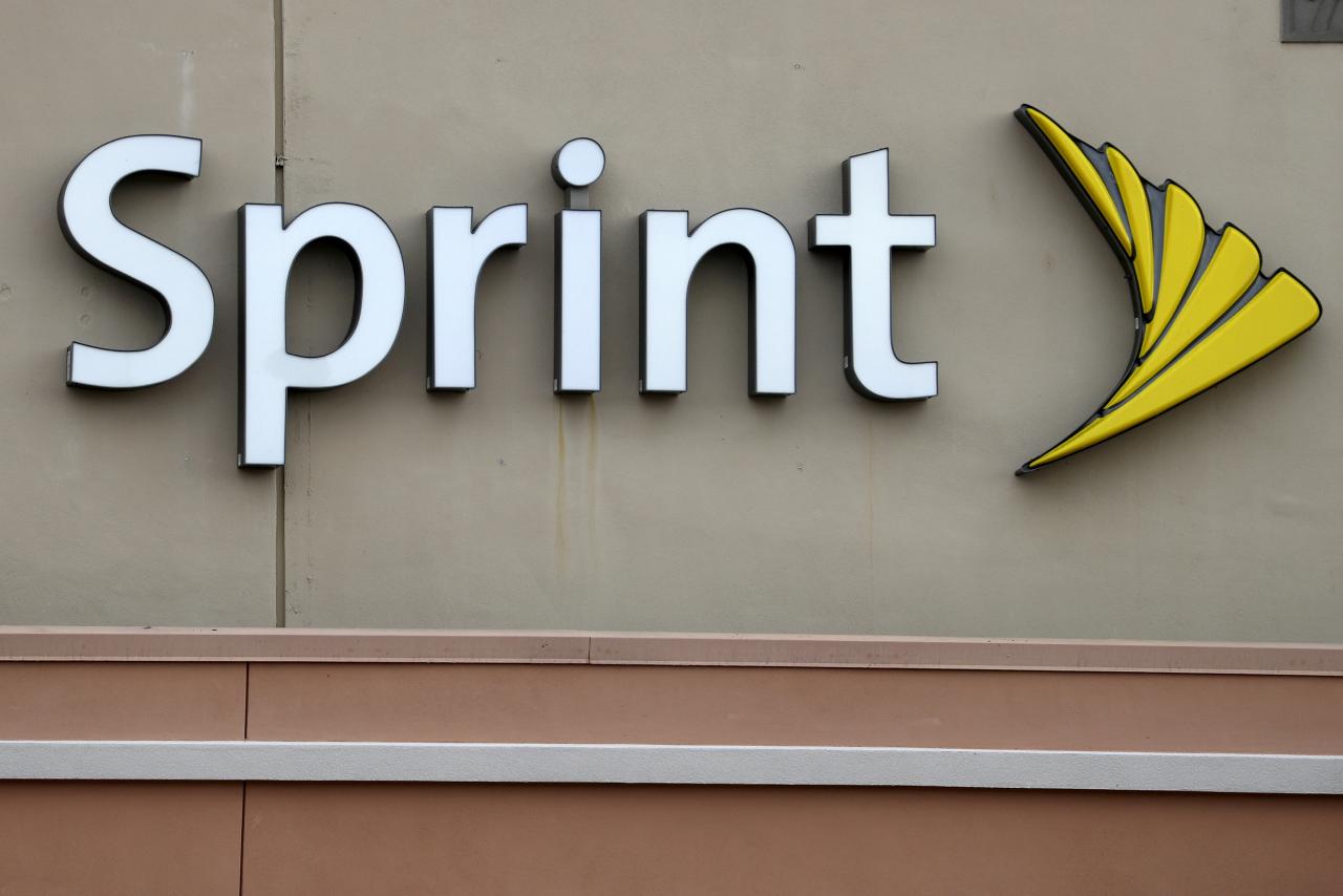 Sprint agree to wireless partnership