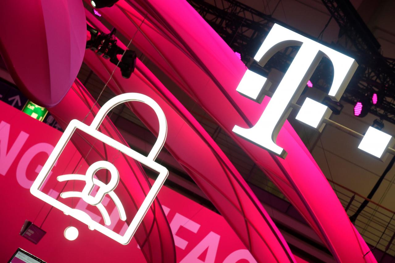 Failure of US deal hits Deutsche Telekom shares