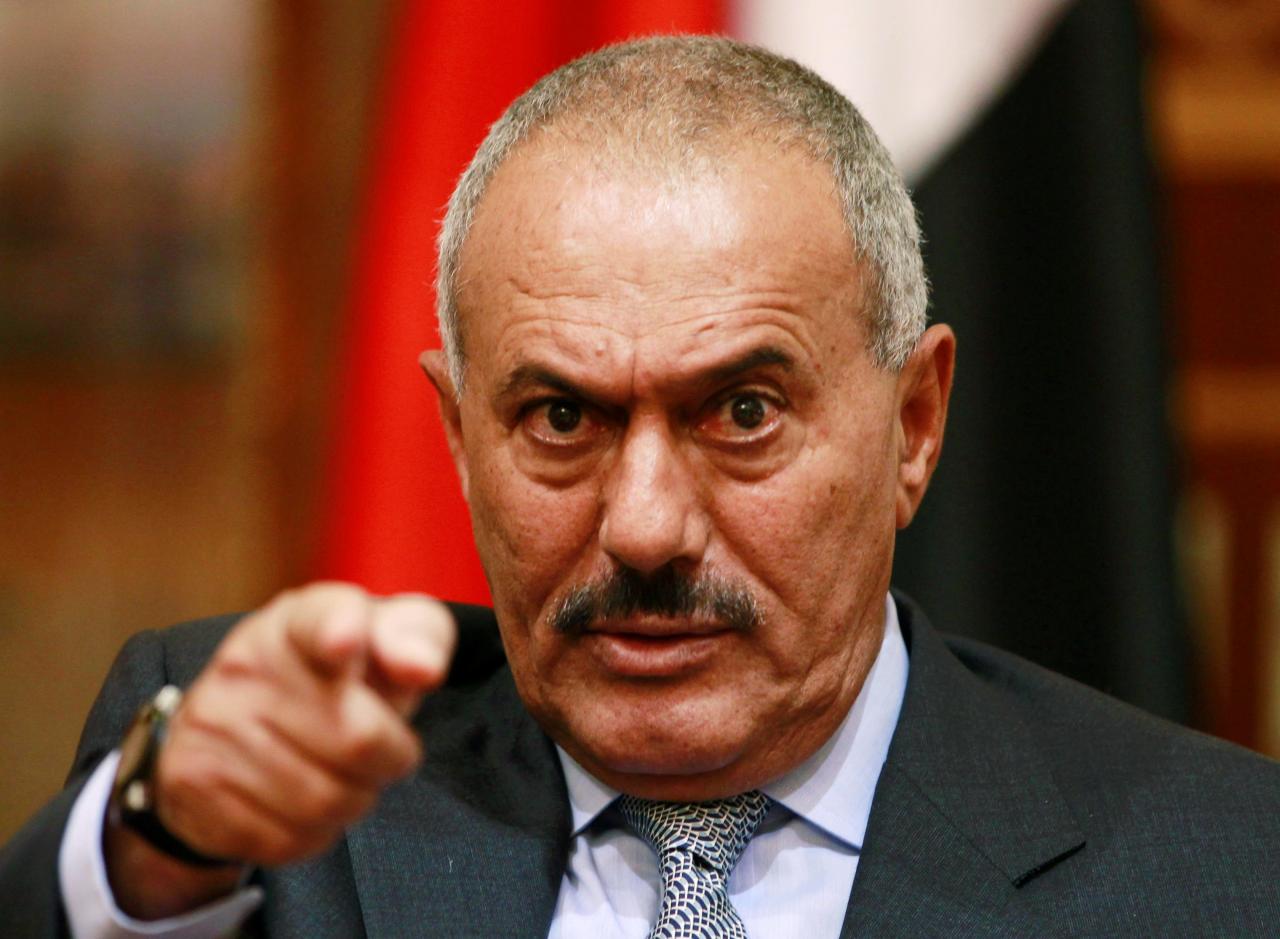 Yemen's ex-president Saleh shot dead after switching sides in civil war
