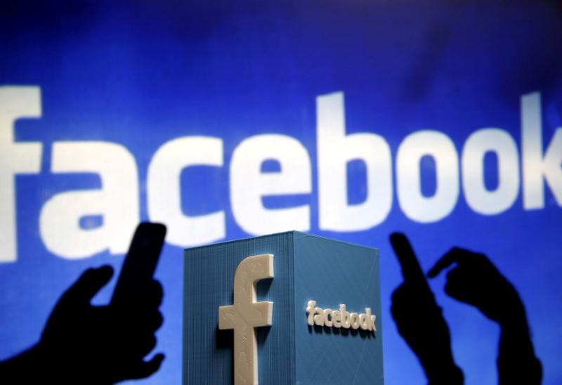 Australia to probe Facebook, Google over media disruption