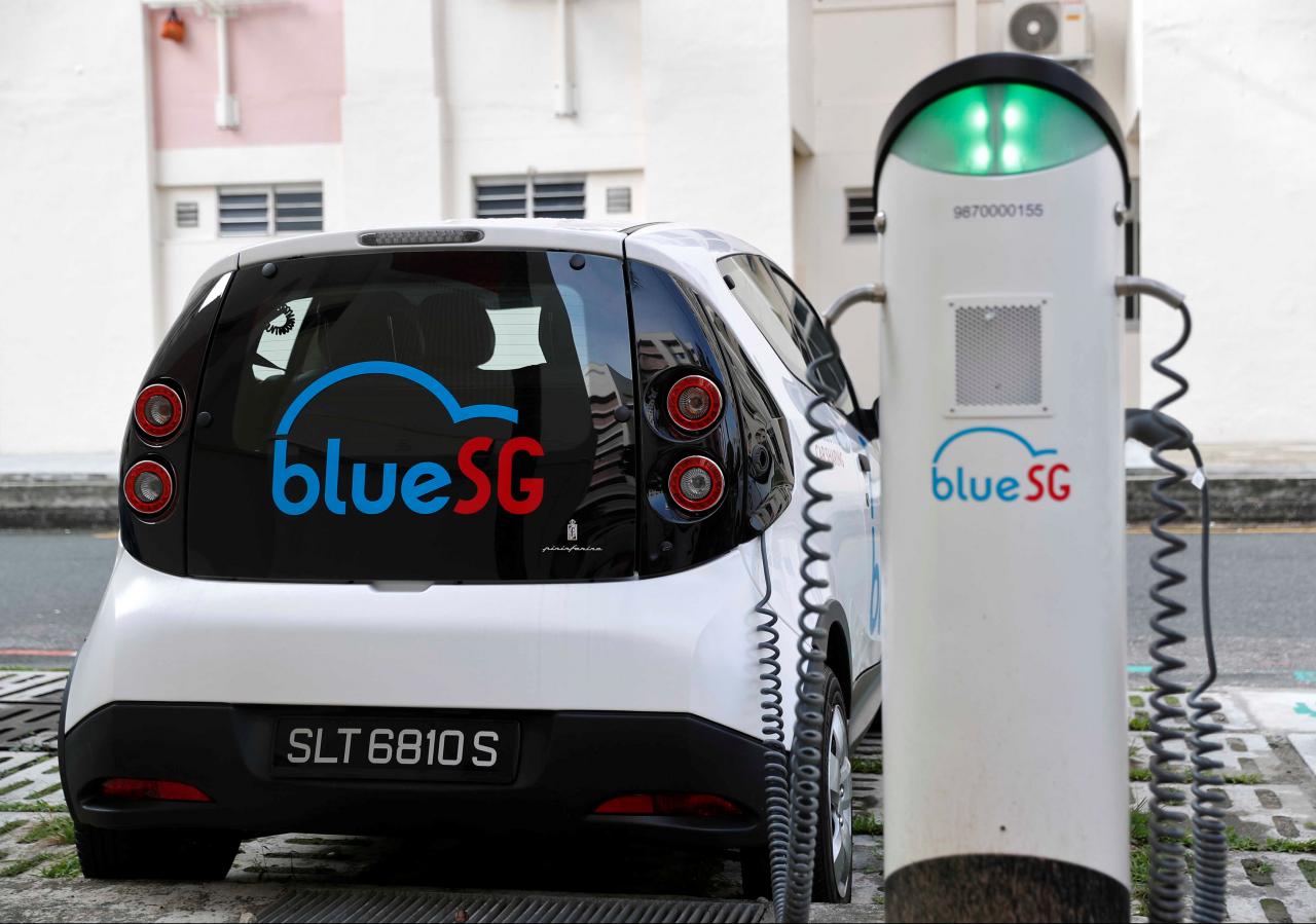 Singapore's electric car-sharing program hits the road
