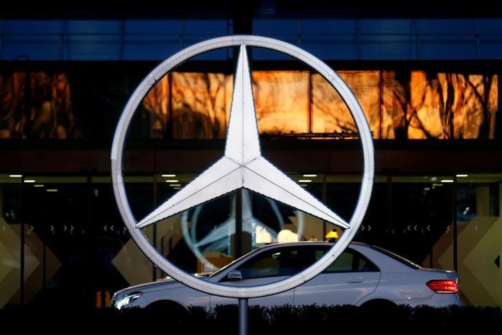 Software may have helped Daimler pass US emissions tests