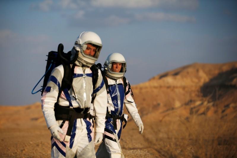 Israeli scientists complete mock Mars mission in Negev desert
