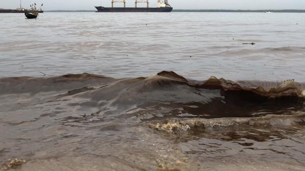 Amnesty says Shell, Eni negligent on Nigeria oil spills