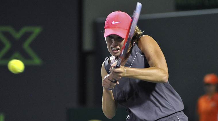 Qualifier Collins stuns idol Venus to reach Miami semis
