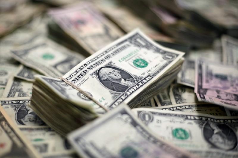 US dollar inches up by 19 paisa to reach at Rs156.75 in interbank
