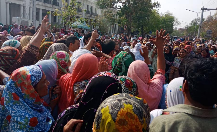 Lady health workers’ protest enters fifth day