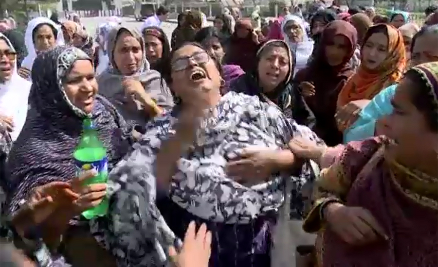 Lady health workers' protest enters second day
