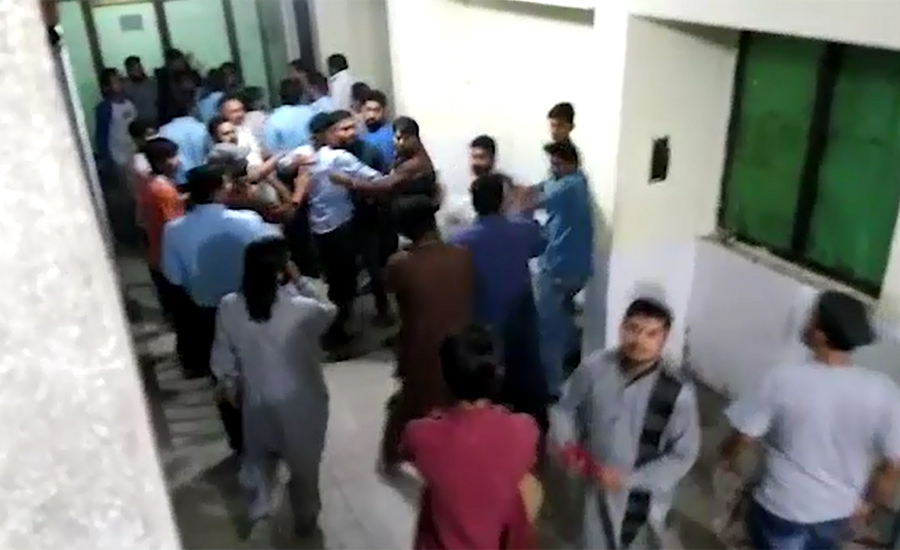 Scuffle between hospital staff, patients’ kin leaves one dead in Lahore