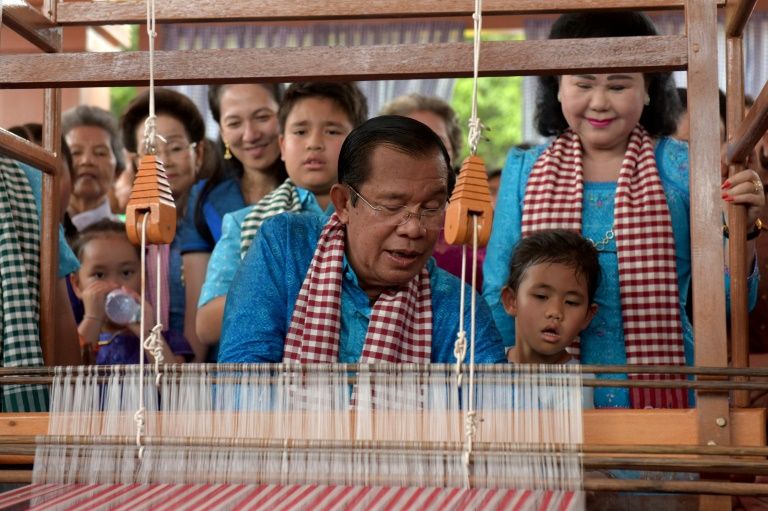 Cambodian prime minister tells youth to 'look at Syria'