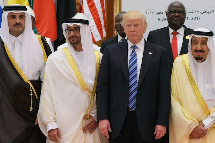 Trump, UAE leader push for unity in Gulf as dispute drags on