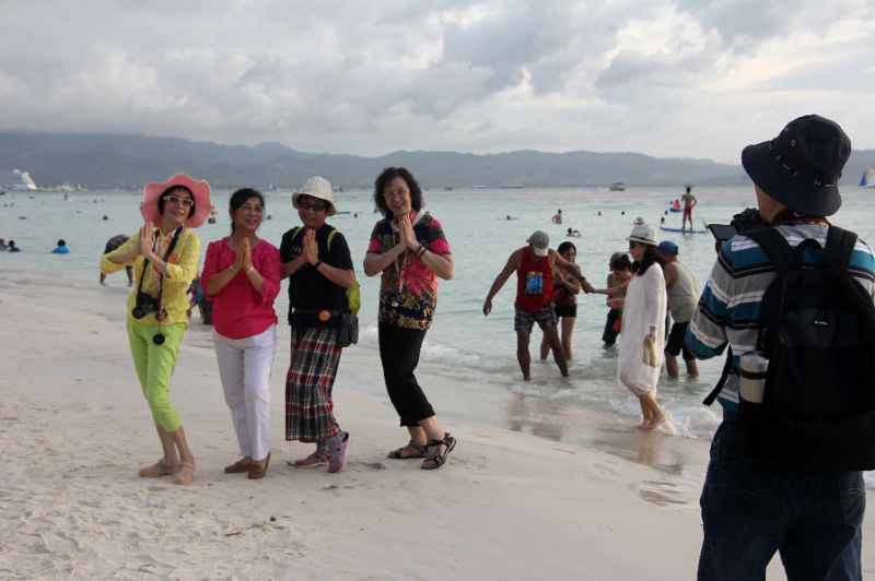 Philippines to close Boracay resort to tourists for six months