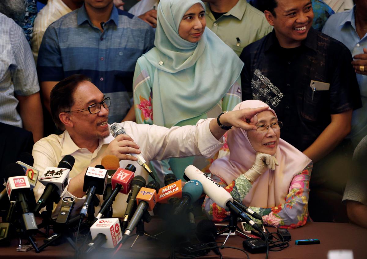 Malaysia's Anwar walks free, says will not join cabinet any time soon