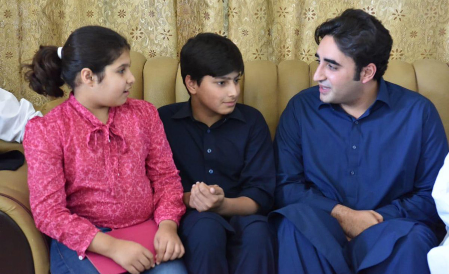 Bilawal visits residence of martyred Col Sohail Abid, condoles with family
