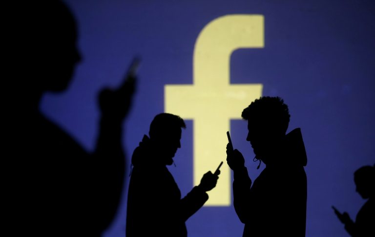 Facebook launches searchable archive of US political ads