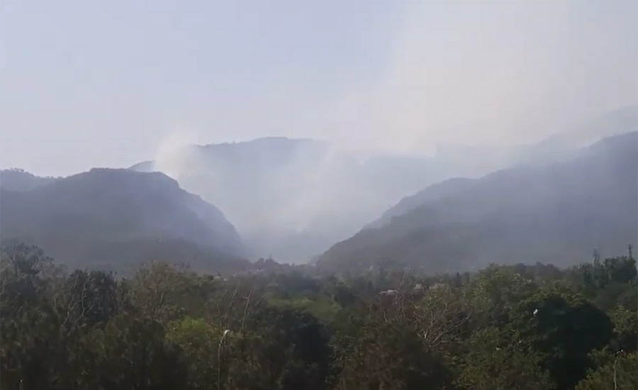 Army helicopters busy extinguishing Margalla Hills fire: ISPR