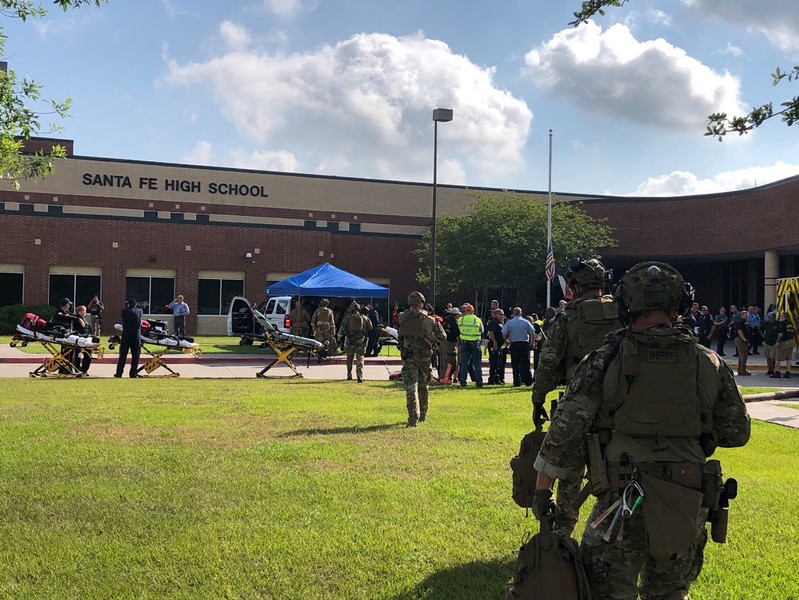 10 students killed in shooting at Texas high school