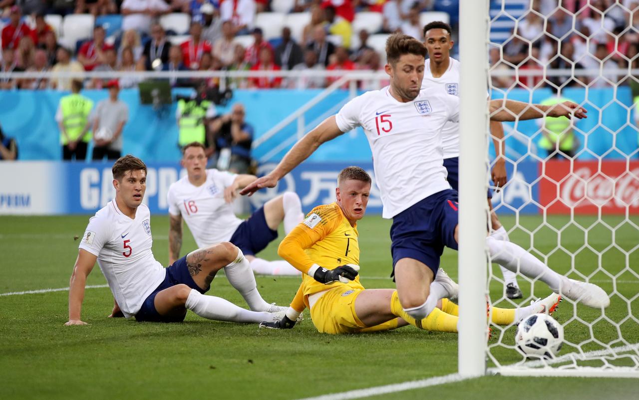 England turn focus to knockout round and the dreaded penalty shootout