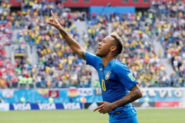 Coutinho, Neymar guide Brazil past Costa Rica in World Cup
