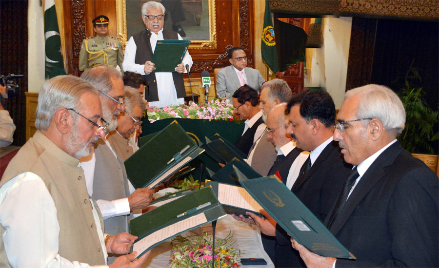 Khyber Pakhtunkhwa’s 10-member caretaker cabinet takes oath