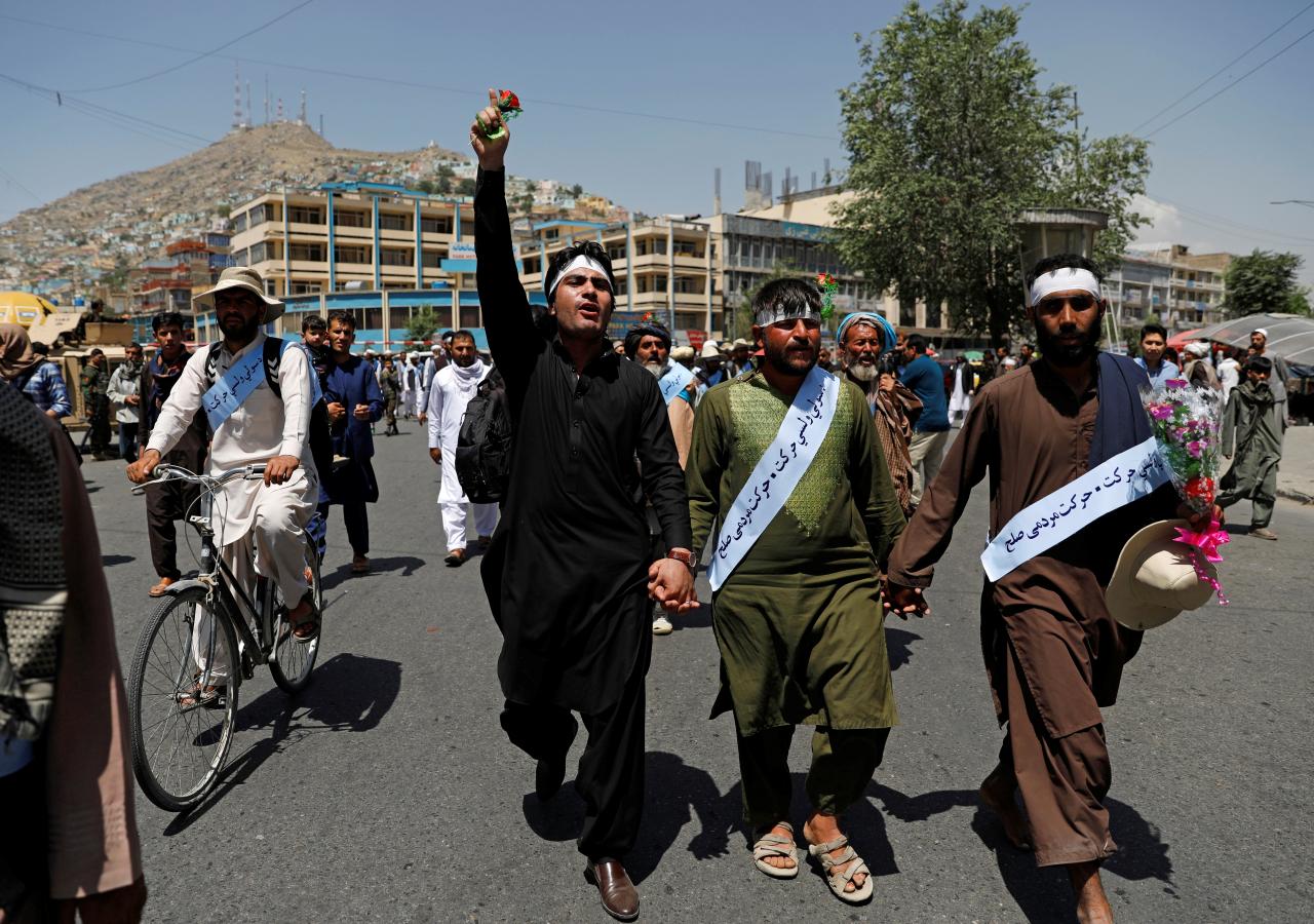 Afghans 'tired of war', say exhausted peace marchers in Kabul